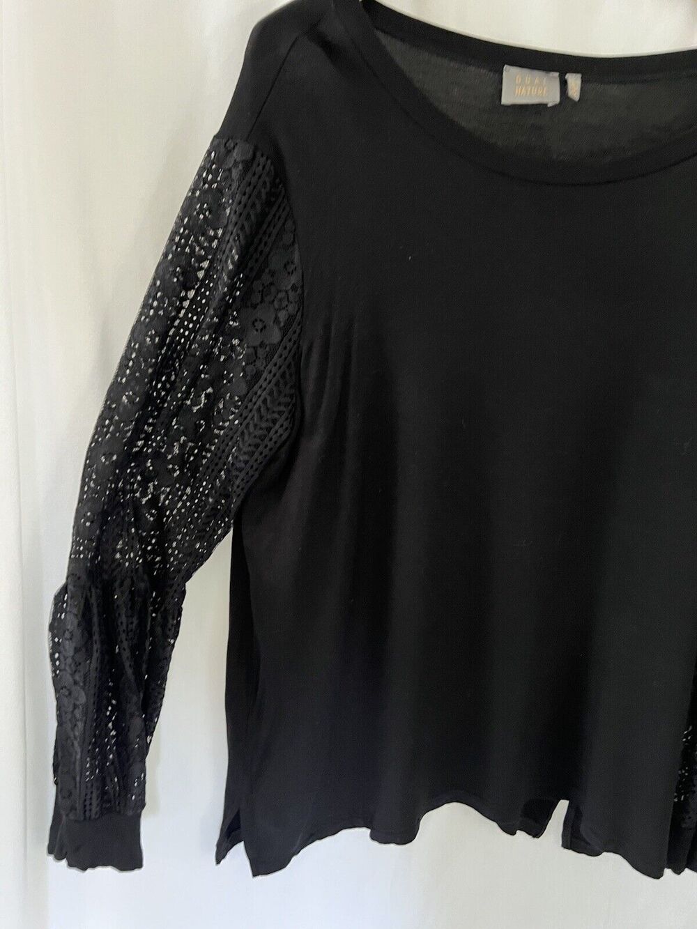 Dual Nature Lace sleeve/ long sleeve with gathered cuff black Large